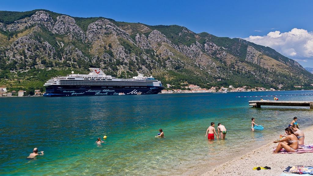 Apartment Terazza Di Ljuta Kotor Ruang foto