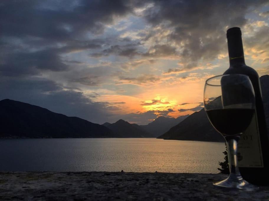 Apartment Terazza Di Ljuta Kotor Bagian luar foto