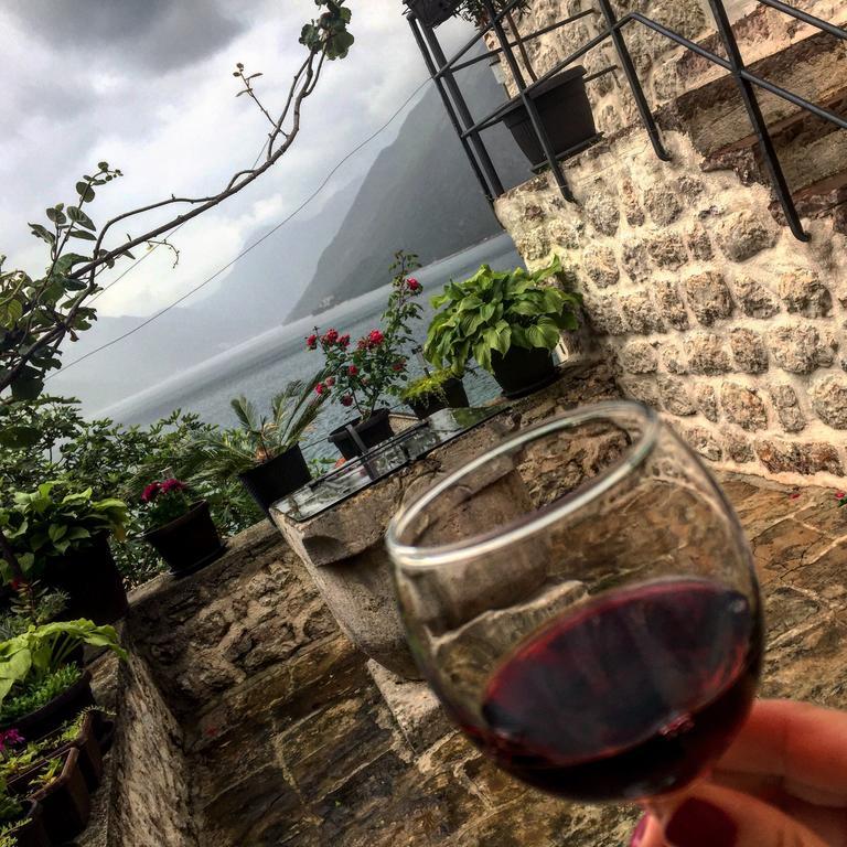 Apartment Terazza Di Ljuta Kotor Bagian luar foto