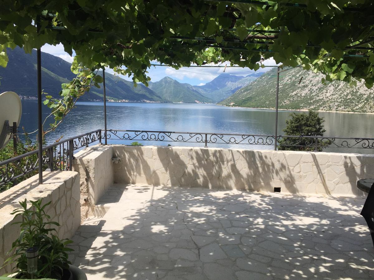 Apartment Terazza Di Ljuta Kotor Bagian luar foto